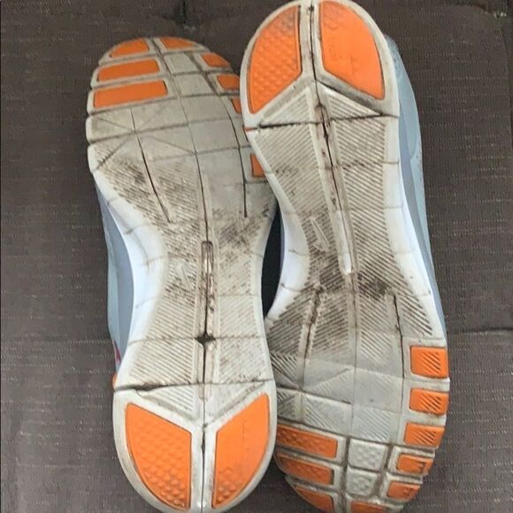 WOMEN’S 11 NIKE FREE 3.0 RUNNING SHOES - Picture 2 of 5